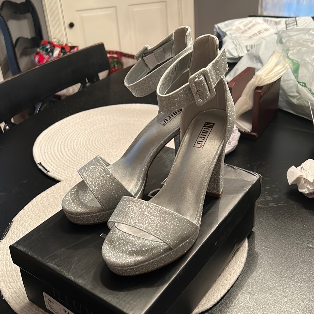 New, Silver glitter heels with ankle strap